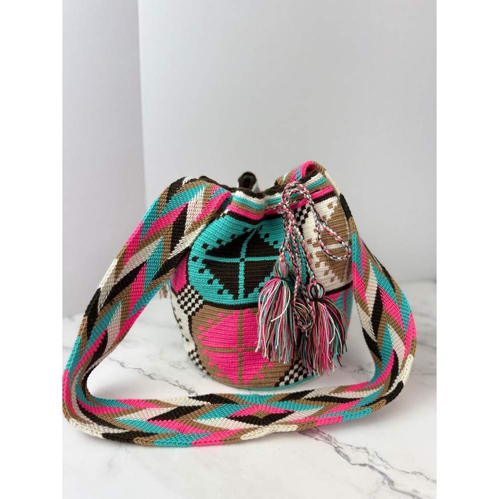 Wayuu Mochila Handmade Crochet Bag Pink Teak Geometric Design Boho - Picture 2 of 6